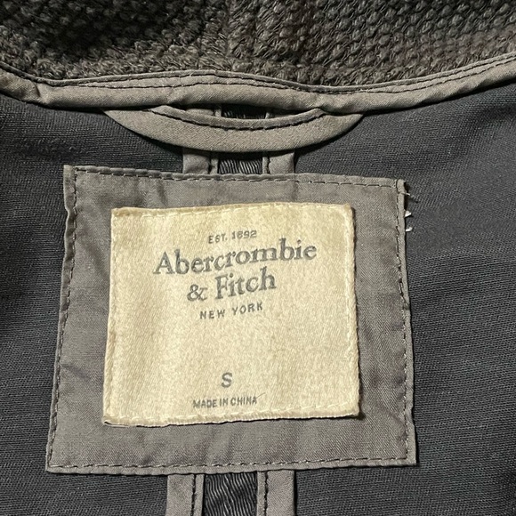 2/$20 Abercrombie And Fitch Jacket With Scarf Size Small - Picture 4 of 5